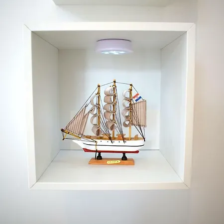 Apartment Ornamenta *