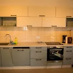 Ornamenta - 5min To - Free Parking Appartement